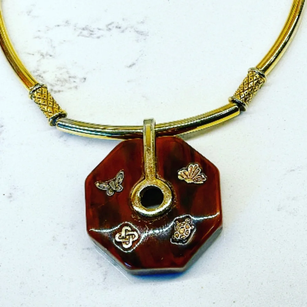 Givenchy Tortoiseshell Necklace - Vintage with History - Picture 6 of 15